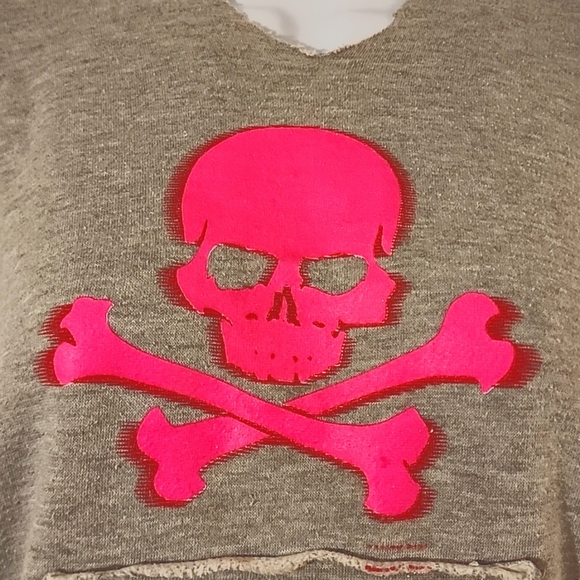 Hot pink skull, hoodie sweatshirt, size small - Picture 2 of 3